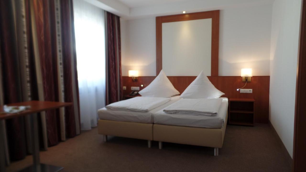 Hotel St. Georg Regensburg Dış mekan fotoğraf